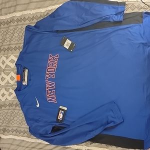 Brand new with tags New York Knicks shirt 2xl tall